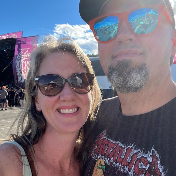 Meet your Posher, Sara - Picture 1 of 1